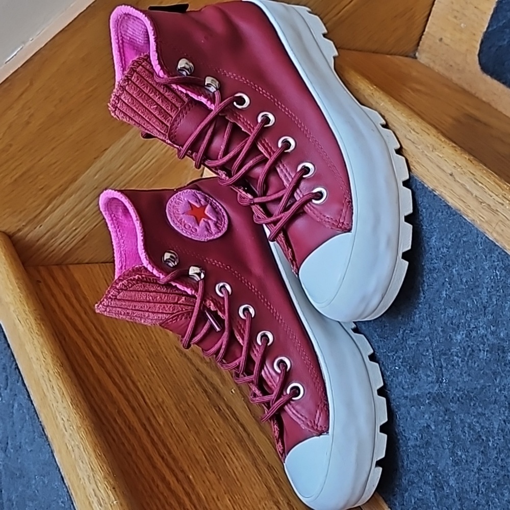 Converse Chuck Taylor All Star Lugged Winter Waterproof High Top Gor-Tex